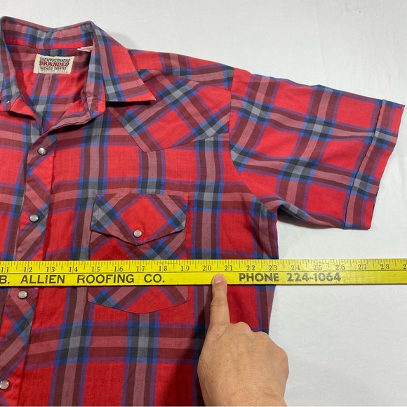 Branded Shirt Men Large Western Plaid Pearl Snap button Red Short sleeve Shirt. - Picture 5 of 7